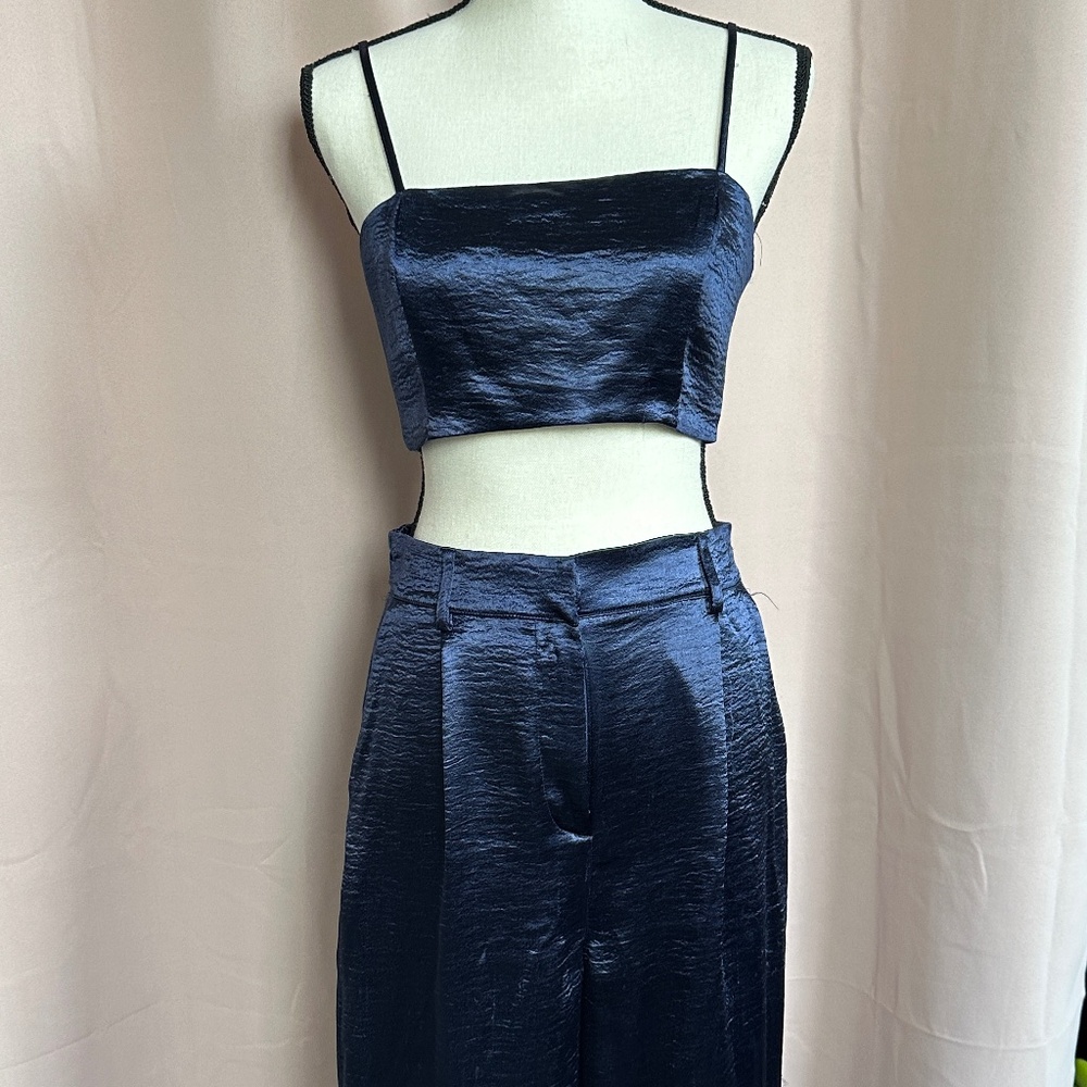 House of Harlow 1960 two piece satin set